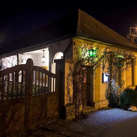 Fogado Az Oreg Preshez ホテル